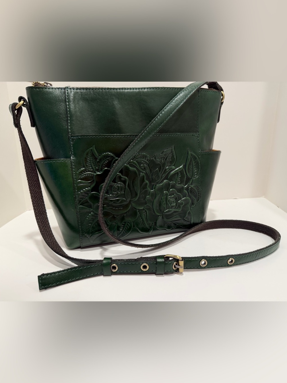 Patricia Nash Aveley Leather Crossbody Bag in Soft Green - Picture 11 of 16